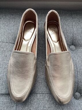 Vince Camuto Cintha Loafer, size 9